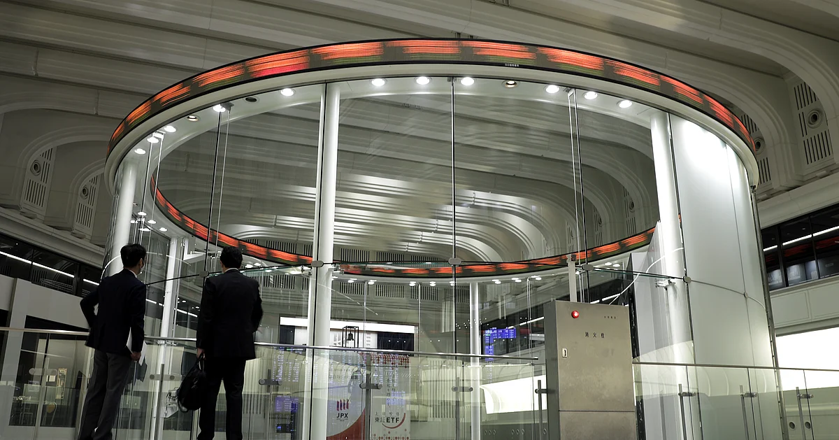 US Treasury Yields Slide